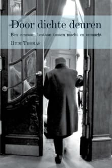 Door dichte deuren - Rudi Thomas