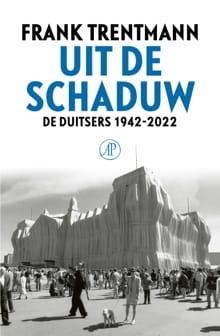 Uit de schaduw - Frank Trentmann