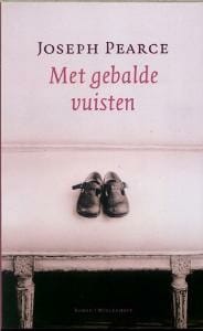 Met gebalde vuisten - J. Pearce
